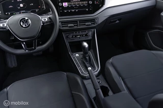 Volkswagen Polo Volkswagen Polo 1.0 TSI Highline DSG VIRTUAL LED ACC NAVI - afbeelding nr 27