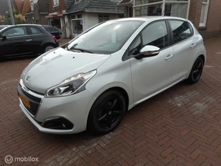 Peugeot 208 Peugeot 208 1.2 PureTech Blue Lion 5d  TREKHAAK+PARELMOER - afbeelding nr 2