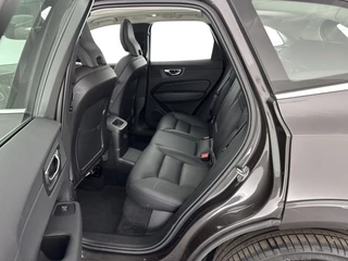 Volvo XC60 Volvo XC60 2.0 T6 Plug-in Hybrid AWD Inscription Expression (INCL-BTW)  AUT. *PANO | LUXURY-LEATHER | FULL-LED | HEATED-SPORTSEATS | NAVI-FULLMAP | CAMERA | PDC | ADAPT.CRUISE | CARPLAY | DIGI-COCKPIT | BLIS | SIPS | KEYLESS | 18