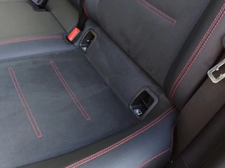 Mercedes-Benz A-Klasse 180 136pk Automaat Business Solution AMG | Origineel NL | Navi | Apple Carplay+Android Auto | Clima | Cruise | Led Koplampen | Pdc V+A+Assist+Camera | Stoelverwarming | 18''lm - afbeelding nr 29