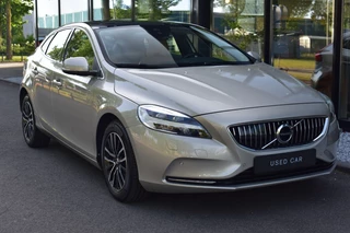 Volvo V40 Volvo V40 T2 122pk Aut. Inscription | Camera | PanoDak | Leder - afbeelding nr 39
