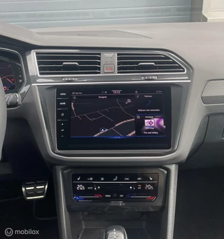 Volkswagen Tiguan Volkswagen Tiguan 1.5 TSI DSG 3xR-Line 150PK/PANO - afbeelding nr 48