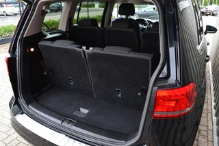 Volkswagen Touran Volkswagen Touran 1.8 TSI DSG 180PK R-line Camera/Navi/LED - afbeelding nr 42