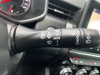 Renault Clio Renault Clio 1.0 Business Line Climate/Carplay/Navi - afbeelding nr 20