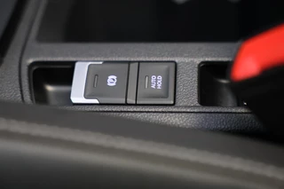Volkswagen T-Roc Volkswagen T-Roc Cabrio 1.5 TSI R-Line / AUT / Acc / Digital Cockpit / Lane Assist / Dode Hoek / Leder / Camera / Navi / 20 Inch - afbeelding nr 22