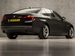BMW 5 Serie BMW 5 Serie 535i High Executive 306Pk Automaat (VIRTUAL COCKPIT, 6 CILINDER, GROOT NAVI, MEMORY SEATS, LEDER, STOELVERWARMING, CAMERA, HARMAN/KARDON, XENON, NIEUWE APK, NIEUWSTAAT) - afbeelding nr 5