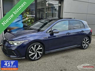 Volkswagen Golf Volkswagen Golf 1.5 eTSI R-Line Panorama/IQ Light/Keyless/ - afbeelding nr 1