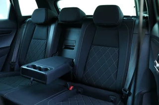 Škoda Karoq Skoda Karoq 1.5 TSI / 150 PK / DSG / Sportline / Black Edition / Virtual Cockpit / Camera / Cruise Control / Trekhaak / 19