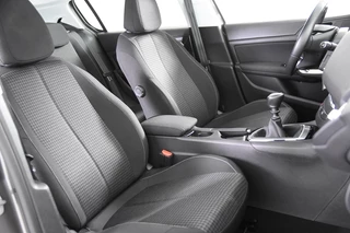 Peugeot 308 Peugeot 308 *1ste Eigenaar*Navigatie*Carplay*Camera* - afbeelding nr 3