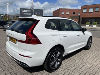 Volvo XC60 Navigatie Panoramadak Luchtvering Camera Head Up Display Leder Dashboard Carplay Elek. Stoel 19 Inch Velgen Stoelverwarming Standkachel On Call 1e Eigenaar Plug In Hybride BTW Auto - afbeelding nr 6