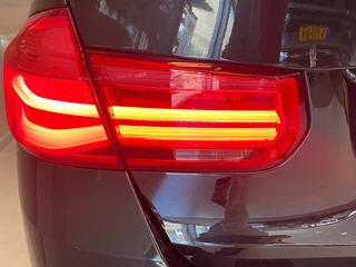 BMW 3 Serie BMW 3-serie Touring 318i Executive | LED | ELEKT ACHTERKLEP | NAVI | 18