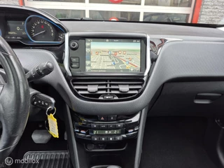 Peugeot 2008 PEUGEOT 2008 1.2 PURETECH ALLURE / 1e Eigenaar / Panoramadak / - afbeelding nr 20