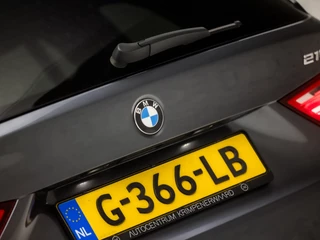 BMW 2 Serie Automaat (GROOT NAVI, M PAKKET, HEAD-UP DISPLAY, LEDER, SFEERVERLICHTING, GETINT GLAS, SPORTSTOELEN, DIGITAL COCKPIT, CRUISE, NIEUWE APK, NIEUWSTAAT) - afbeelding nr 27