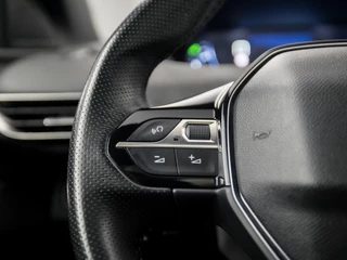 Peugeot 5008 (PANORAMADAK, APPLE CARPLAY, GROOT NAVI, 360 CAMERA, LEDER, KEYLESS, SPORTSTOELEN, ZWART HEMEL, TREKHAAK, GETINT GLAS, LED KOPLAMPEN, NIEUWSTAAT) - afbeelding nr 20