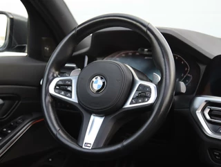 BMW 3 Serie BMW 3-serie 330e High Executive M-sport | H&K audio | Schuif/kanteldak | ACC | Dodehoekdetectie | Laser LED | Head-up display | - afbeelding nr 37