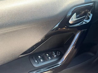 Peugeot 208 Peugeot 208 1.2 PURETECH ALLURE LED NAVIGATIE ECC-AIRCO LMV PDC - afbeelding nr 15