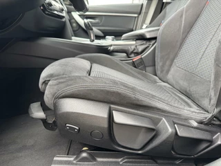 BMW 3 Serie BMW 3-serie 330e M Sport NL AUTO*HARMAN KARDON*CARPLAY*PDC*LED - afbeelding nr 9