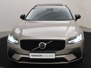 Volvo V90 Volvo V90 T6 PLUG-IN HYBRID PLUS DARK SCHUIFDAK 360GR CAM 19INCH HARMAN KA - afbeelding nr 6