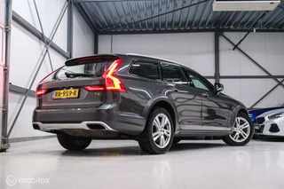 Volvo V90 Volvo V90 Cross Country 2.0 T5 AWD 254 pk | Pine Grey | NL auto NAP | 1e eigenaar | Camera | LED | Dealer OH | - afbeelding nr 3