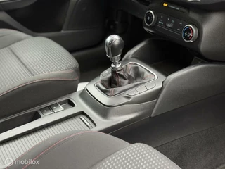 Ford Focus Ford Focus 1.0 EcoBoost ST Line | Carplay | PDC | - afbeelding nr 14