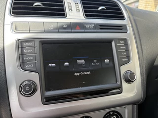 Volkswagen Polo Volkswagen Polo 1.0 BlueMotion - Navigatie- Cruise - Carplay - LM - afbeelding nr 13