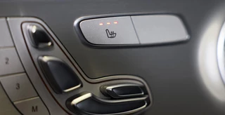 Mercedes-Benz GLC Mercedes-Benz GLC-klasse Coupé 300 4MATIC AMG 63 Look / Lane Assist / Leder / F1 / Sfeerverlichting / Camera / Led / Pdc / 20 Inch - afbeelding nr 26