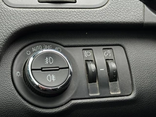 Opel Insignia Opel Insignia Sports Tourer 1.6 T Edition | Trekhaak| Navigatie | Cruise Control | Climate Control | Elektrische Achterklep - afbeelding nr 15