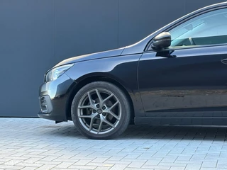 Peugeot 308 Peugeot 308 SW 1.2 PureTech Blue Lease Executive 121.000 nap - afbeelding nr 11
