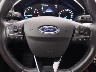 Ford Focus AUTOMAAT / TREKHAAK / FULL LED / KEYLESS / CARPLAY / NAVI / CLIMA / PDC / NL-AUTO - afbeelding nr 14