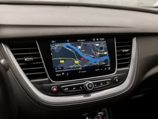 Opel Grandland X (APPLE CARPLAY, GROOT NAVI, STUUR/STOELVERWARMING, CAMERA, LEDER, SPORTSTOELEN, LED KOPLAMPEN, PARKEERSENSOREN, NIEUWE APK, NIEUWSTAAT) - afbeelding nr 26