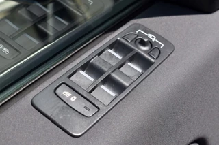 Land Rover Discovery Sport Land Rover Discovery Sport P300E 1.5 S / LEDER / P.CAM./ APPLE CARPLAY / LED KOPL. - afbeelding nr 13