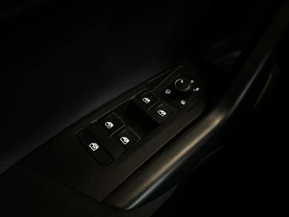 Volkswagen Polo Volkswagen Polo 1.0 TSI Move AUT 70kW Navigatie Apple Carplay/ Android Auto Camera Parkeersensoren Adaptive Cruise Control Stoelverwarming Virtual Cockpit Climate Control - afbeelding nr 26