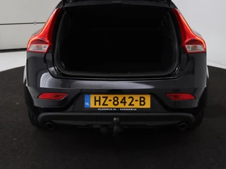 Volvo V40 Volvo V40 1.6 T2 Momentum | Stoelverwarming | Trekhaak |  Xenon | Climate control | Cruise control | Parkeerhulp | Bluetooth - afbeelding nr 10