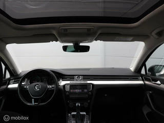 Volkswagen Passat Volkswagen Passat 1.4 TSI GTE Pano LED Trekhaak CarPlay - afbeelding nr 17