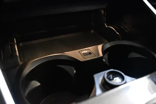 BMW 3 Serie LEDER/PDC/NAVI/SFEERVERL - afbeelding nr 28