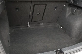 SEAT Ateca SEAT Ateca 1.4 TSI Xcellence | Panoramadak | Camera | Carplay | Trekhaak | Alcantara | Navigatie | Full LED | Sportstoelen | Verwarmde voorruit | PDC | Cruise control - afbeelding nr 16