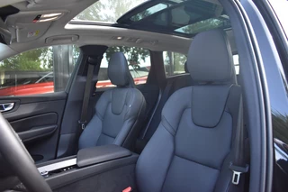 Volvo XC60 Volvo XC60 T8 455Pk AWD Ultra Dark | Luchtvering | Trekhaak | 21'' | 360 ca - afbeelding nr 3
