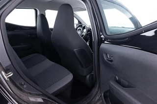 Toyota Aygo Toyota Aygo 1.0 VVT-i x-play | AIRCO | CAMERA ✅ 1e Eigenaar - afbeelding nr 6