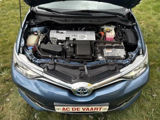Toyota Auris Toyota Auris 1.8 Hybrid Executive - NAVI/LED/PANO/CAMERA/NAP - afbeelding nr 9