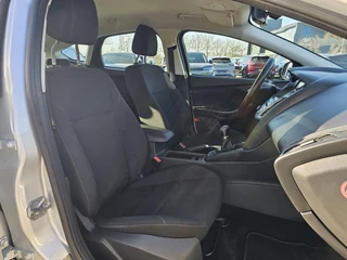 Ford Focus Ford Focus 1.0 Trend Edition Airco | Bluetooth | Navigatie | PDC achter | Multifunctioneel stuurwiel | Nette auto! - afbeelding nr 9