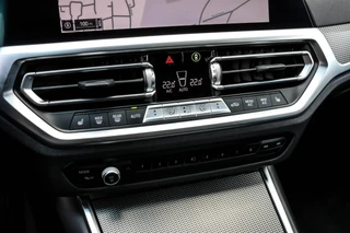 BMW 3 Serie BMW 3-serie Touring 330e - M-SPORT - CARPLAY - SFEERVERLICHTING - afbeelding nr 25