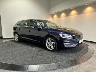 Volvo V60 2.4 D6 Twin Engine Momentum