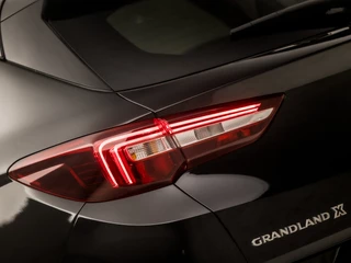 Opel Grandland X 229Pk Automaat (APPLE CARPLAY, GROOT NAVI, LEDER, 360 CAMERA, SPORTSTOELEN, TREKHAAK, CLIMATE, LED KOPLAMPEN, KEYLESS, NIEUWSTAAT) - afbeelding nr 28