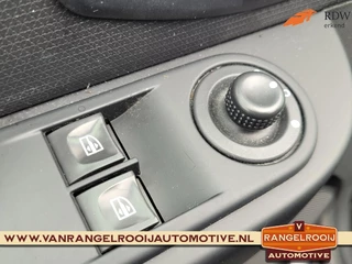 Renault Clio Renault Clio Estate 0.9 TCe Night&Day, airco, camera, navi, 16