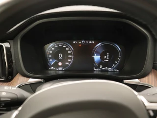 Volvo XC60 Volvo XC60 T8 PLUG-IN HYBRID INSCRIPTION ACC BLIS SCHUIFDAK 20INCH KEYLESS - afbeelding nr 18