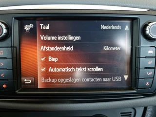 Toyota Yaris Toyota Yaris 1.3 VVT-i Dynamic Bi-Tone - afbeelding nr 44