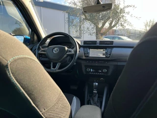 Škoda Fabia Skoda Fabia Combi 1.2 TSI JOY Automaat  Navi CarPlay Cruise Climate Trekhaak - afbeelding nr 3