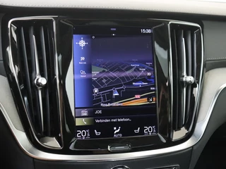 Volvo V60 Volvo V60 Cross Country 2.0 B5 AWD Pro | Stoelmassage | Nappa Leder | H&K Audio | - afbeelding nr 25