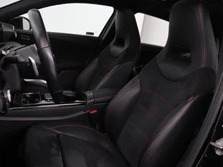 Mercedes-Benz A-Klasse Mercedes-Benz A-klasse 180 AMG | Panoramadak | Stoelverwarming |  Carplay | Widescreen | Leder/Alcanatara | Navigatie | Full LED | Park Assist - afbeelding nr 5