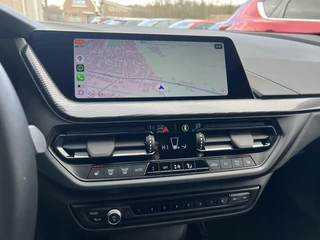 BMW 1 Serie BMW 1-serie 120i Shadow line 178 pk | Stoelverwarming | Carplay | - afbeelding nr 13